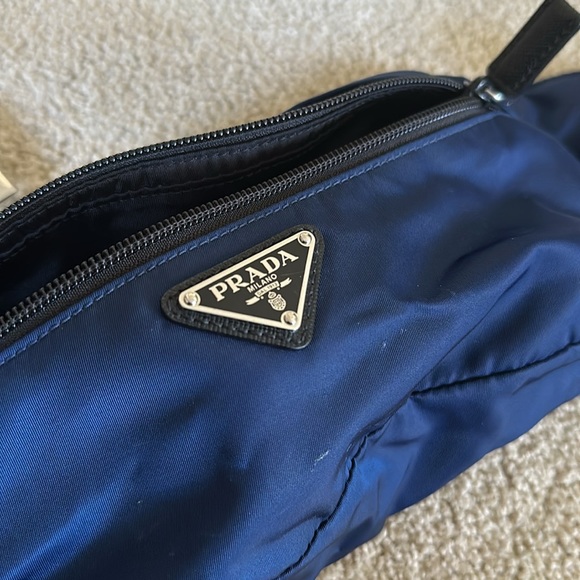 PRADA Re-Nylon and Saffiano leather belt bag NAVY - Picture 14 of 17